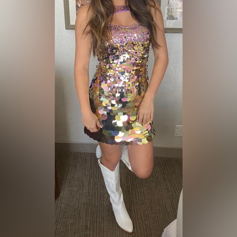 Sherri Hill Sequin Dress - Picture 2 of 8